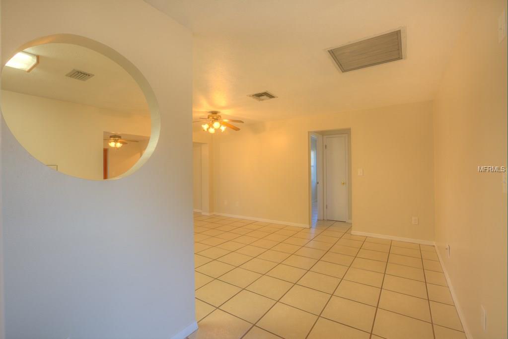 2502 PEMBERTON CREEK DRIVE, SEFFNER, Florida 33584, 5 Bedrooms Bedrooms, 10 Rooms Rooms,2 BathroomsBathrooms,Residential,For sale,PEMBERTON CREEK,T2916614