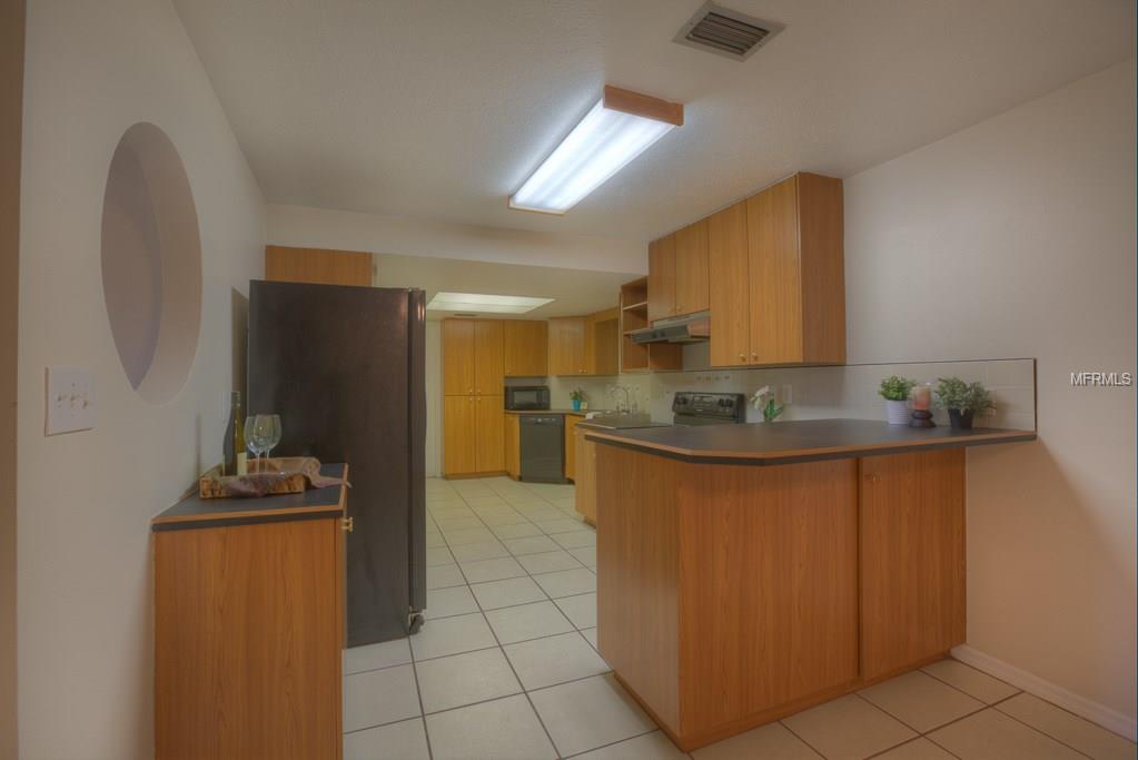 2502 PEMBERTON CREEK DRIVE, SEFFNER, Florida 33584, 5 Bedrooms Bedrooms, 10 Rooms Rooms,2 BathroomsBathrooms,Residential,For sale,PEMBERTON CREEK,T2916614