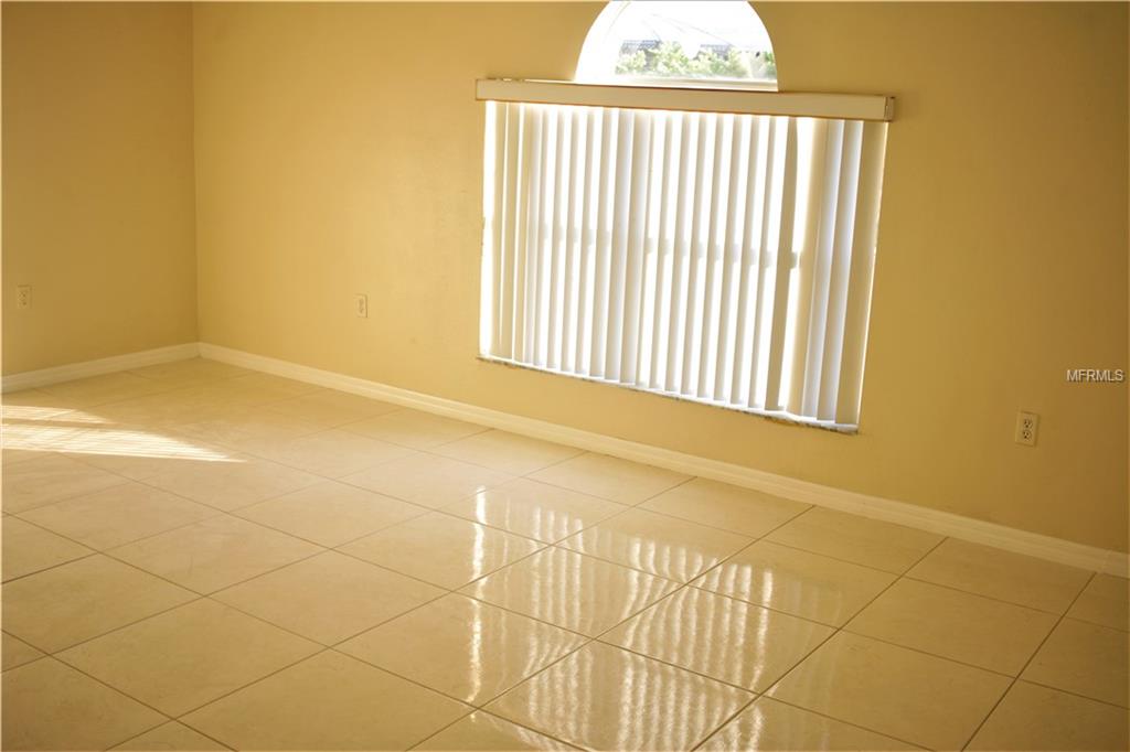 6730 LORAIN STREET, ORLANDO, Florida 32810, 4 Bedrooms Bedrooms, 8 Rooms Rooms,2 BathroomsBathrooms,Residential,For sale,LORAIN,O5553807