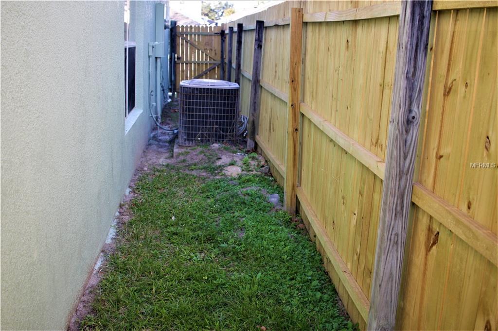 6730 LORAIN STREET, ORLANDO, Florida 32810, 4 Bedrooms Bedrooms, 8 Rooms Rooms,2 BathroomsBathrooms,Residential,For sale,LORAIN,O5553807