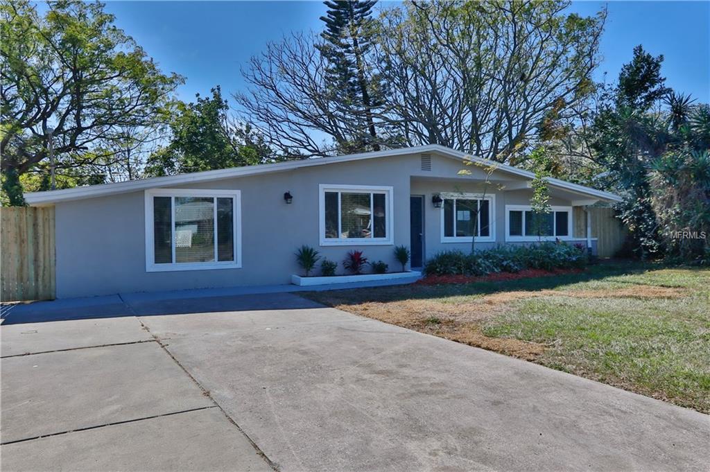 11370 122ND AVENUE, SEMINOLE, Florida 33778, 4 Bedrooms Bedrooms, 8 Rooms Rooms,3 BathroomsBathrooms,Residential,For sale,122ND,U7843309