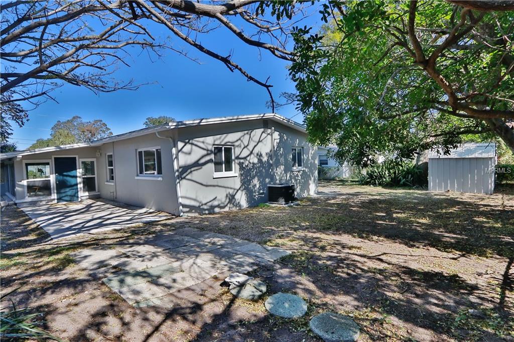 11370 122ND AVENUE, SEMINOLE, Florida 33778, 4 Bedrooms Bedrooms, 8 Rooms Rooms,3 BathroomsBathrooms,Residential,For sale,122ND,U7843309