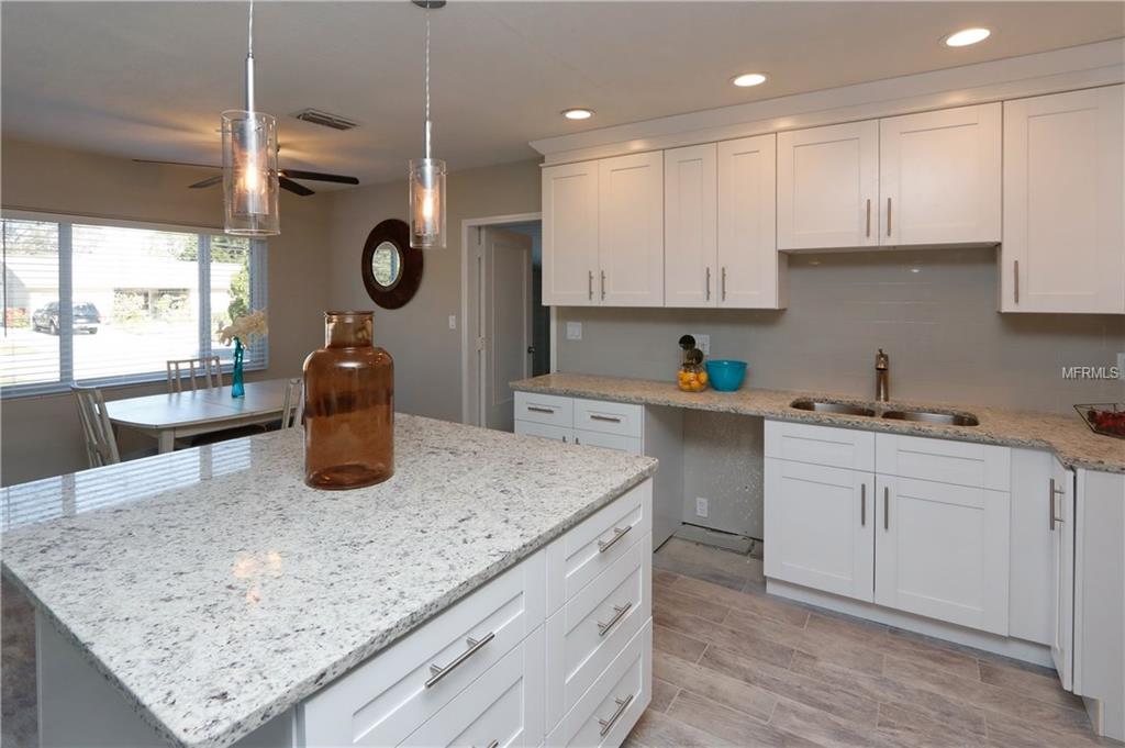 11370 122ND AVENUE, SEMINOLE, Florida 33778, 4 Bedrooms Bedrooms, 8 Rooms Rooms,3 BathroomsBathrooms,Residential,For sale,122ND,U7843309