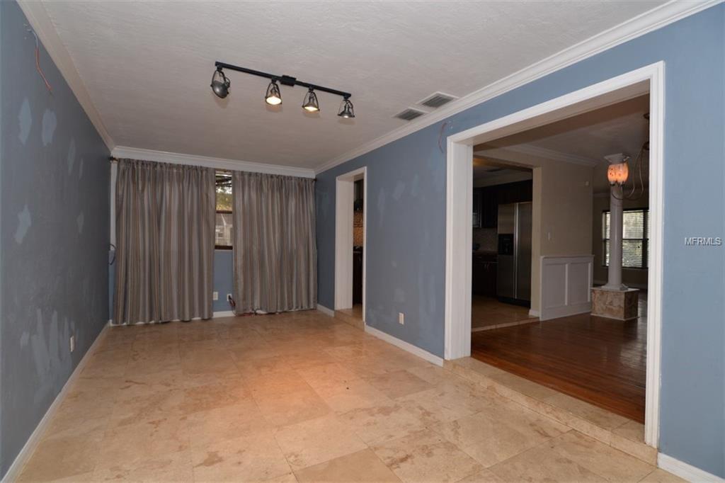 400 E GRANT STREET, ORLANDO, Florida 32806, 3 Bedrooms Bedrooms, 4 Rooms Rooms,2 BathroomsBathrooms,Residential,For sale,GRANT,O5556053