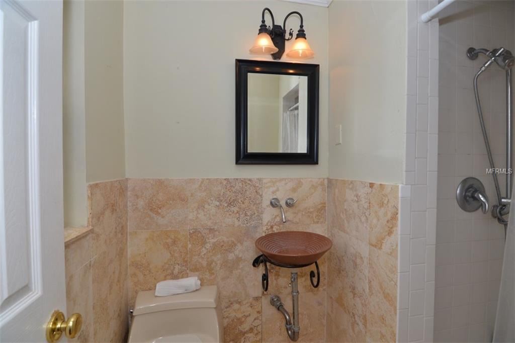 400 E GRANT STREET, ORLANDO, Florida 32806, 3 Bedrooms Bedrooms, 4 Rooms Rooms,2 BathroomsBathrooms,Residential,For sale,GRANT,O5556053