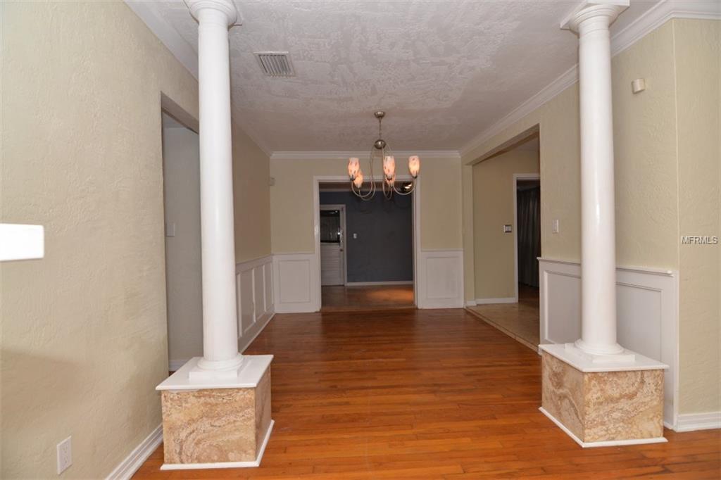 400 E GRANT STREET, ORLANDO, Florida 32806, 3 Bedrooms Bedrooms, 4 Rooms Rooms,2 BathroomsBathrooms,Residential,For sale,GRANT,O5556053