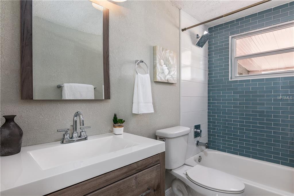 2109 E FLORA STREET, TAMPA, Florida 33610, 4 Bedrooms Bedrooms, 4 Rooms Rooms,2 BathroomsBathrooms,Residential,For sale,FLORA,T2926122