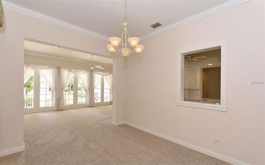5817 VALENTE PLACE, SARASOTA, Florida 34238, 4 Bedrooms Bedrooms, 9 Rooms Rooms,3 BathroomsBathrooms,Residential,For sale,VALENTE,A4208908
