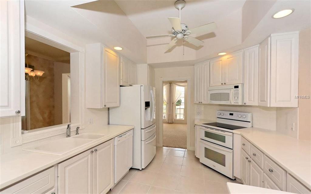 5817 VALENTE PLACE, SARASOTA, Florida 34238, 4 Bedrooms Bedrooms, 9 Rooms Rooms,3 BathroomsBathrooms,Residential,For sale,VALENTE,A4208908