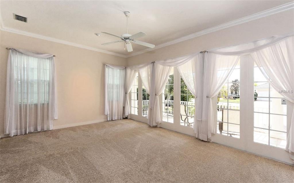 5817 VALENTE PLACE, SARASOTA, Florida 34238, 4 Bedrooms Bedrooms, 9 Rooms Rooms,3 BathroomsBathrooms,Residential,For sale,VALENTE,A4208908