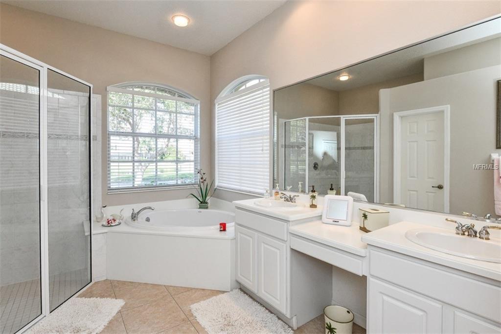 870 PLACID LAKE DRIVE, OSPREY, Florida 34229, 4 Bedrooms Bedrooms, 9 Rooms Rooms,3 BathroomsBathrooms,Residential,For sale,PLACID LAKE,A4209763