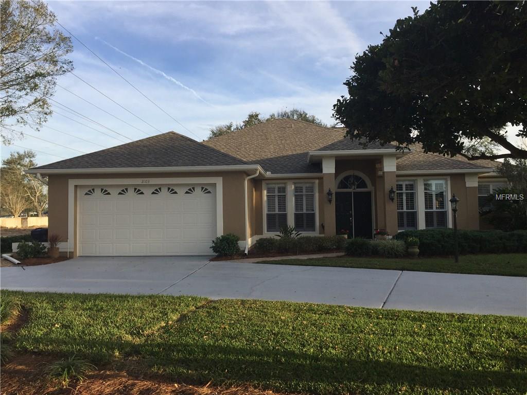 2103 ARCHWOOD COURT, OVIEDO, Florida 32765, 4 Bedrooms Bedrooms, 7 Rooms Rooms,2 BathroomsBathrooms,Residential,For sale,ARCHWOOD,O5561721