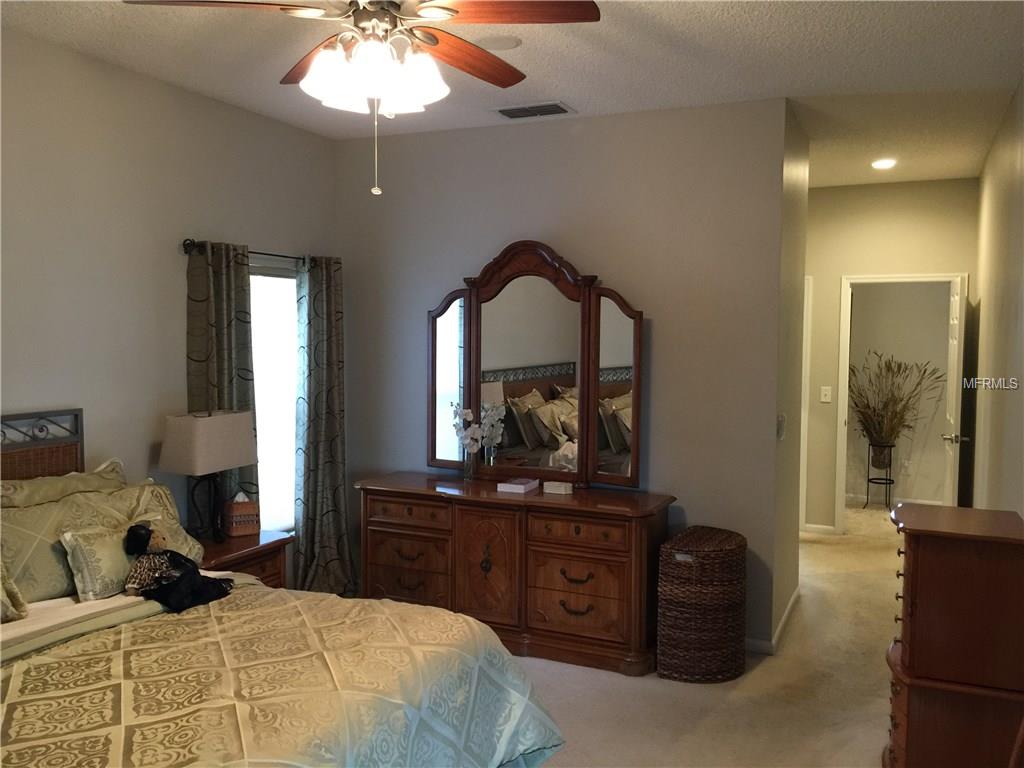 2103 ARCHWOOD COURT, OVIEDO, Florida 32765, 4 Bedrooms Bedrooms, 7 Rooms Rooms,2 BathroomsBathrooms,Residential,For sale,ARCHWOOD,O5561721