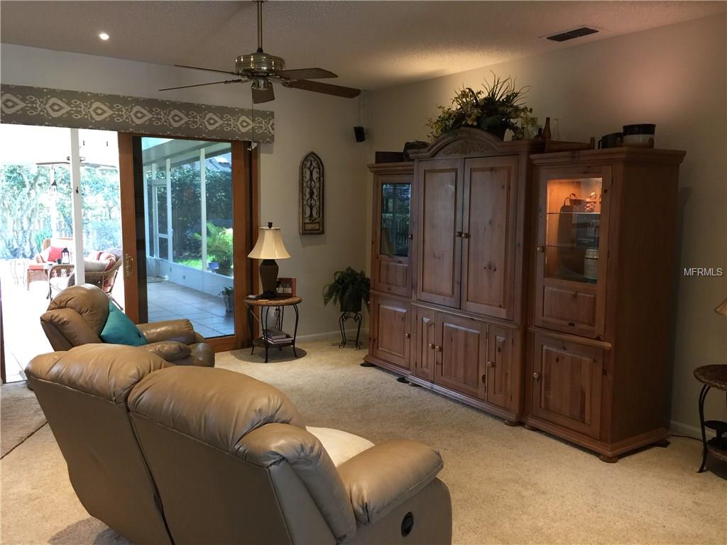 2103 ARCHWOOD COURT, OVIEDO, Florida 32765, 4 Bedrooms Bedrooms, 7 Rooms Rooms,2 BathroomsBathrooms,Residential,For sale,ARCHWOOD,O5561721