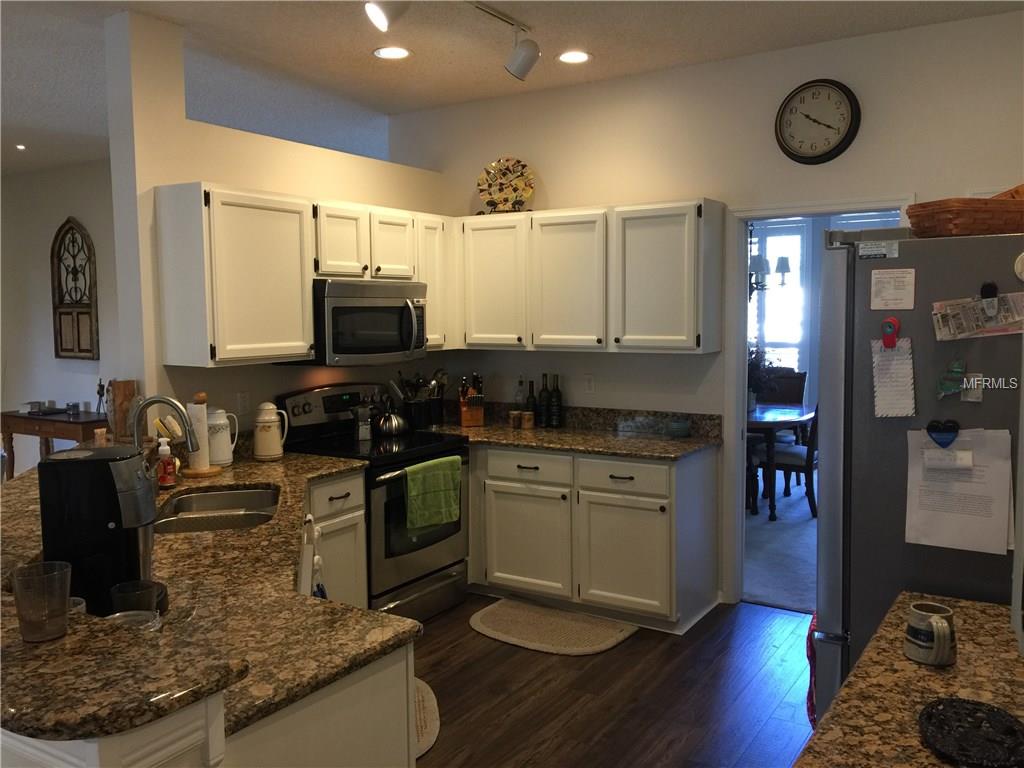 2103 ARCHWOOD COURT, OVIEDO, Florida 32765, 4 Bedrooms Bedrooms, 7 Rooms Rooms,2 BathroomsBathrooms,Residential,For sale,ARCHWOOD,O5561721