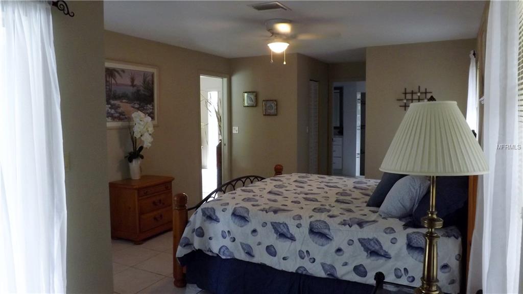 2594 AUBURN BOULEVARD, PORT CHARLOTTE, Florida 33948, 2 Bedrooms Bedrooms, 6 Rooms Rooms,2 BathroomsBathrooms,Residential,For sale,AUBURN,D5918820