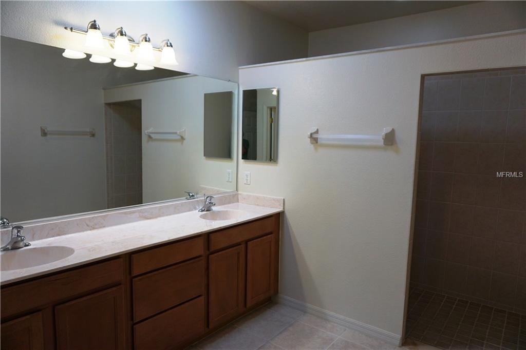 1522 MASENO DRIVE, VENICE, Florida 34292, 2 Bedrooms Bedrooms, 7 Rooms Rooms,2 BathroomsBathrooms,Residential,For sale,MASENO,N5914930