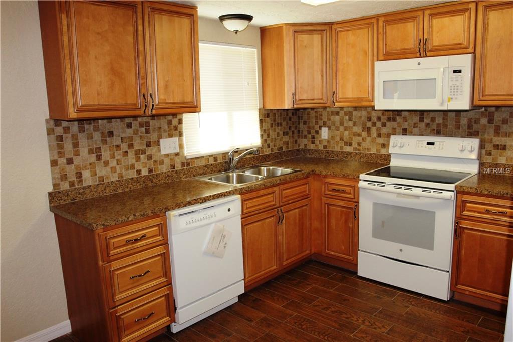 5828 1ST AVENUE, NEW PORT RICHEY, Florida 34652, 3 Bedrooms Bedrooms, 6 Rooms Rooms,2 BathroomsBathrooms,Residential,For sale,1ST,W7635473