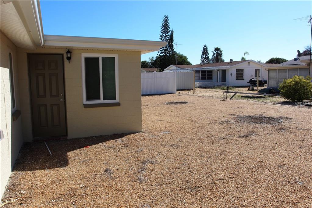 5828 1ST AVENUE, NEW PORT RICHEY, Florida 34652, 3 Bedrooms Bedrooms, 6 Rooms Rooms,2 BathroomsBathrooms,Residential,For sale,1ST,W7635473