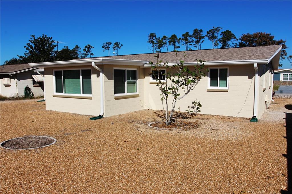 5828 1ST AVENUE, NEW PORT RICHEY, Florida 34652, 3 Bedrooms Bedrooms, 6 Rooms Rooms,2 BathroomsBathrooms,Residential,For sale,1ST,W7635473