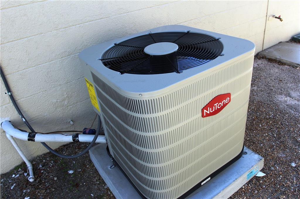 5828 1ST AVENUE, NEW PORT RICHEY, Florida 34652, 3 Bedrooms Bedrooms, 6 Rooms Rooms,2 BathroomsBathrooms,Residential,For sale,1ST,W7635473