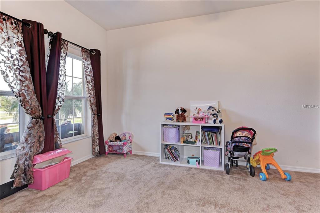 11233 78TH LANE E, PARRISH, Florida 34219, 4 Bedrooms Bedrooms, 9 Rooms Rooms,2 BathroomsBathrooms,Residential,For sale,78TH,A4204481