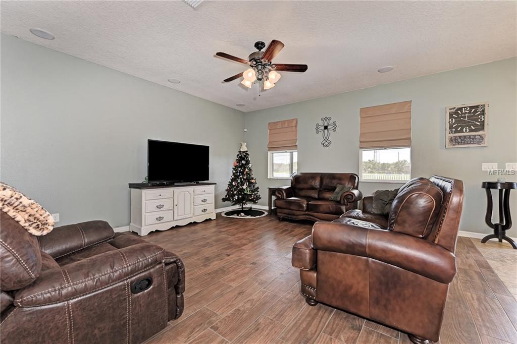 11233 78TH LANE E, PARRISH, Florida 34219, 4 Bedrooms Bedrooms, 9 Rooms Rooms,2 BathroomsBathrooms,Residential,For sale,78TH,A4204481