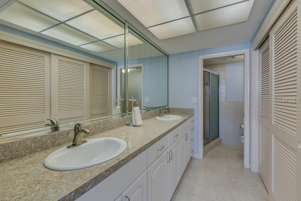 675 S GULFVIEW BOULEVARD, CLEARWATER BEACH, Florida 33767, 2 Bedrooms Bedrooms, 4 Rooms Rooms,2 BathroomsBathrooms,Residential,For sale,GULFVIEW,U7843310