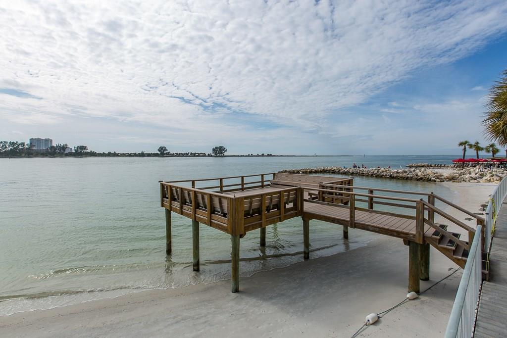 675 S GULFVIEW BOULEVARD, CLEARWATER BEACH, Florida 33767, 2 Bedrooms Bedrooms, 4 Rooms Rooms,2 BathroomsBathrooms,Residential,For sale,GULFVIEW,U7843310