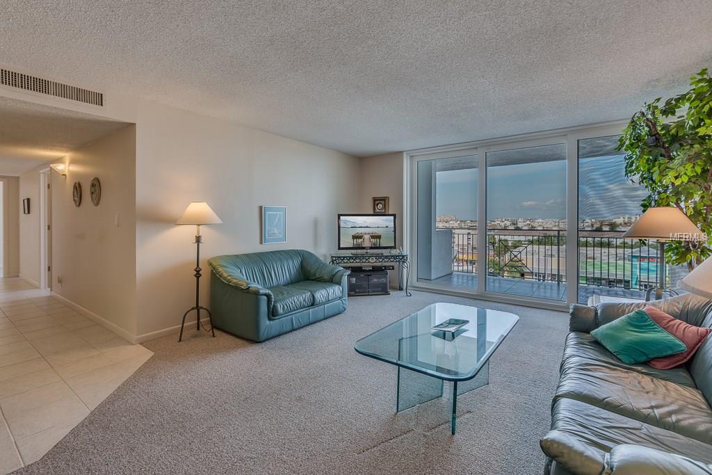 675 S GULFVIEW BOULEVARD, CLEARWATER BEACH, Florida 33767, 2 Bedrooms Bedrooms, 4 Rooms Rooms,2 BathroomsBathrooms,Residential,For sale,GULFVIEW,U7843310