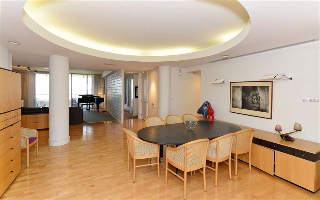 3060 GRAND BAY BOULEVARD, LONGBOAT KEY, Florida 34228, 3 Bedrooms Bedrooms, 6 Rooms Rooms,3 BathroomsBathrooms,Residential,For sale,GRAND BAY,A4207783