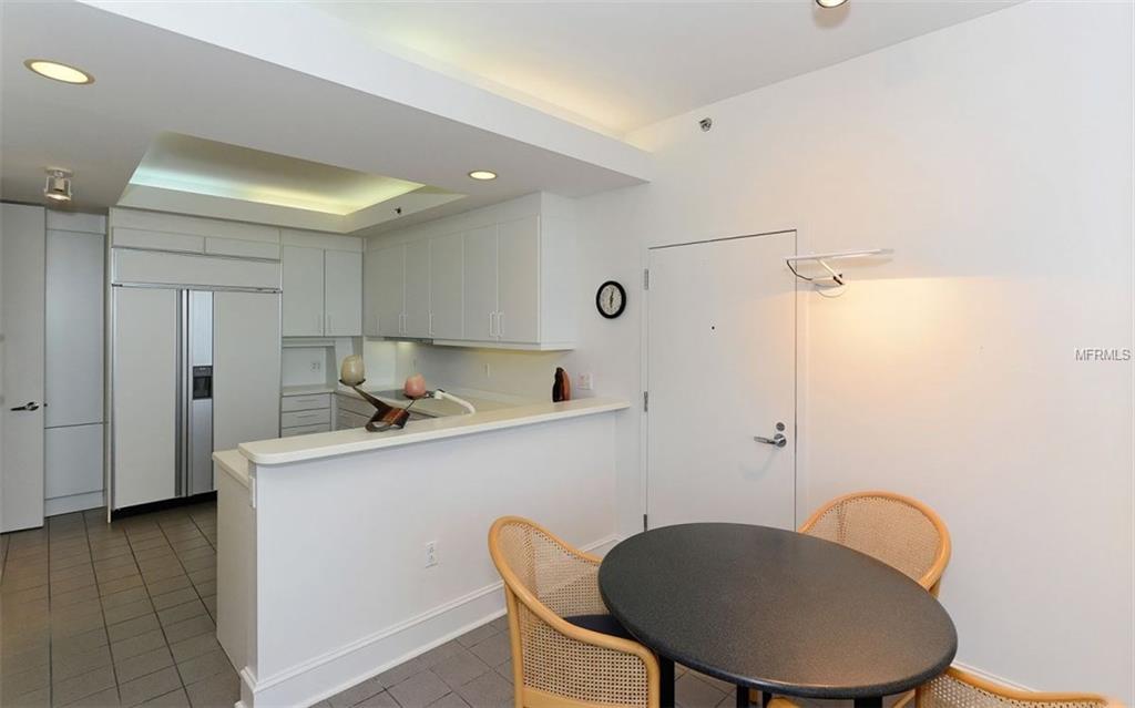 3060 GRAND BAY BOULEVARD, LONGBOAT KEY, Florida 34228, 3 Bedrooms Bedrooms, 6 Rooms Rooms,3 BathroomsBathrooms,Residential,For sale,GRAND BAY,A4207783