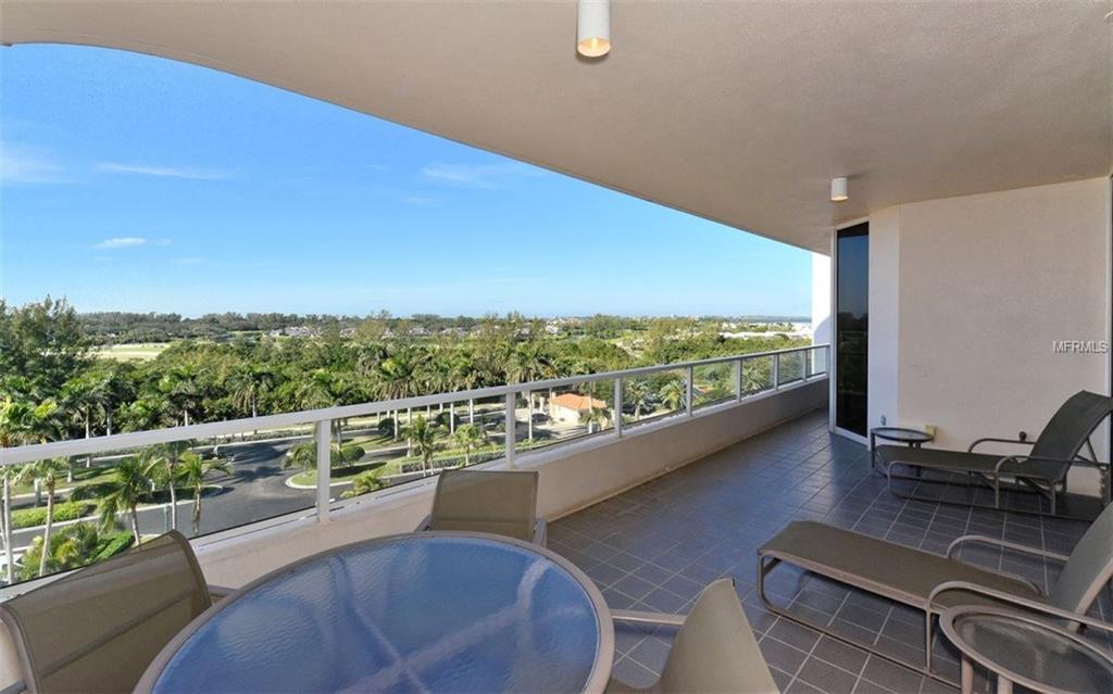 3060 GRAND BAY BOULEVARD, LONGBOAT KEY, Florida 34228, 3 Bedrooms Bedrooms, 6 Rooms Rooms,3 BathroomsBathrooms,Residential,For sale,GRAND BAY,A4207783