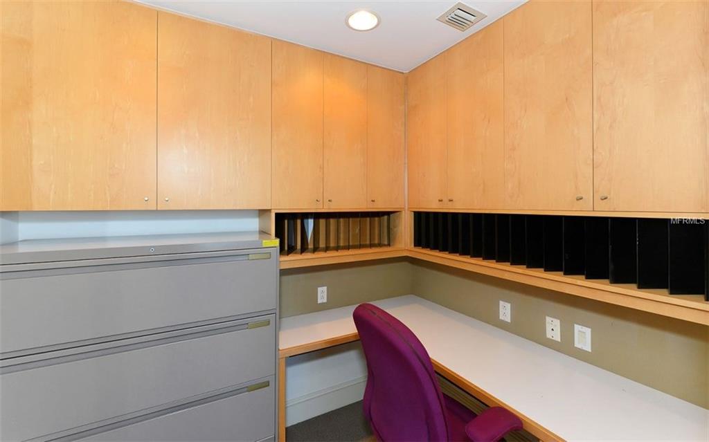 3060 GRAND BAY BOULEVARD, LONGBOAT KEY, Florida 34228, 3 Bedrooms Bedrooms, 6 Rooms Rooms,3 BathroomsBathrooms,Residential,For sale,GRAND BAY,A4207783