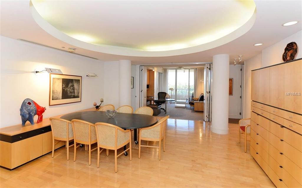 3060 GRAND BAY BOULEVARD, LONGBOAT KEY, Florida 34228, 3 Bedrooms Bedrooms, 6 Rooms Rooms,3 BathroomsBathrooms,Residential,For sale,GRAND BAY,A4207783