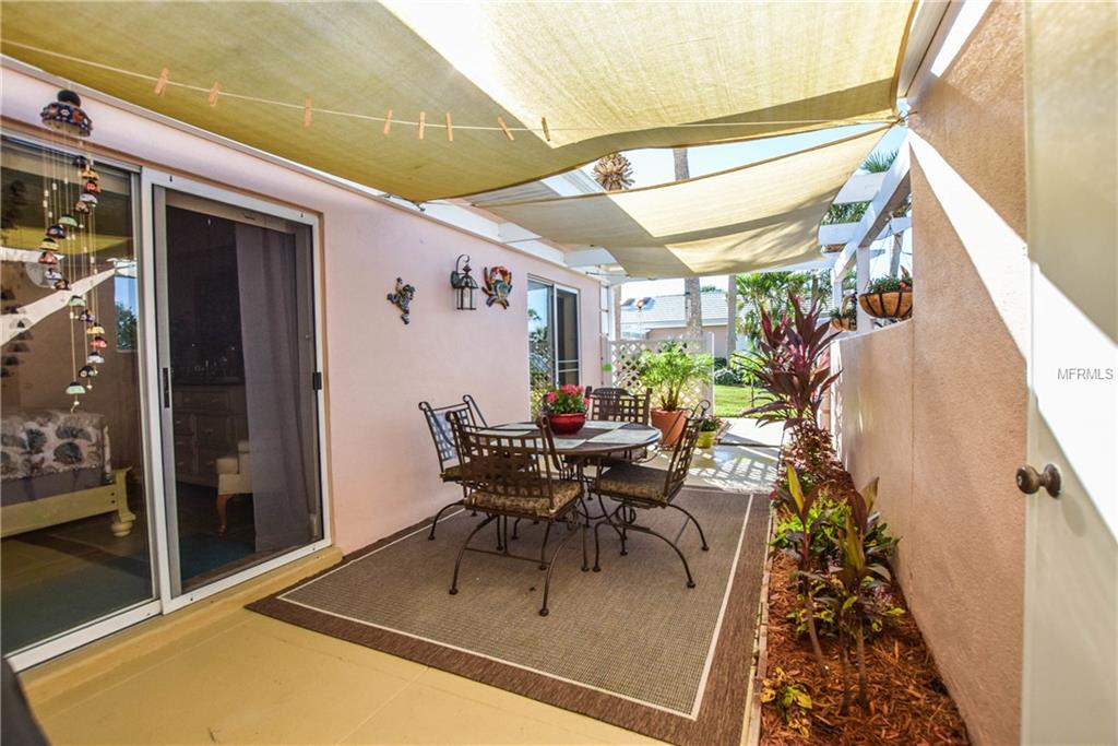 326 CERROMAR WAY N, VENICE, Florida 34293, 2 Bedrooms Bedrooms, 6 Rooms Rooms,2 BathroomsBathrooms,Residential,For sale,CERROMAR,N5914933