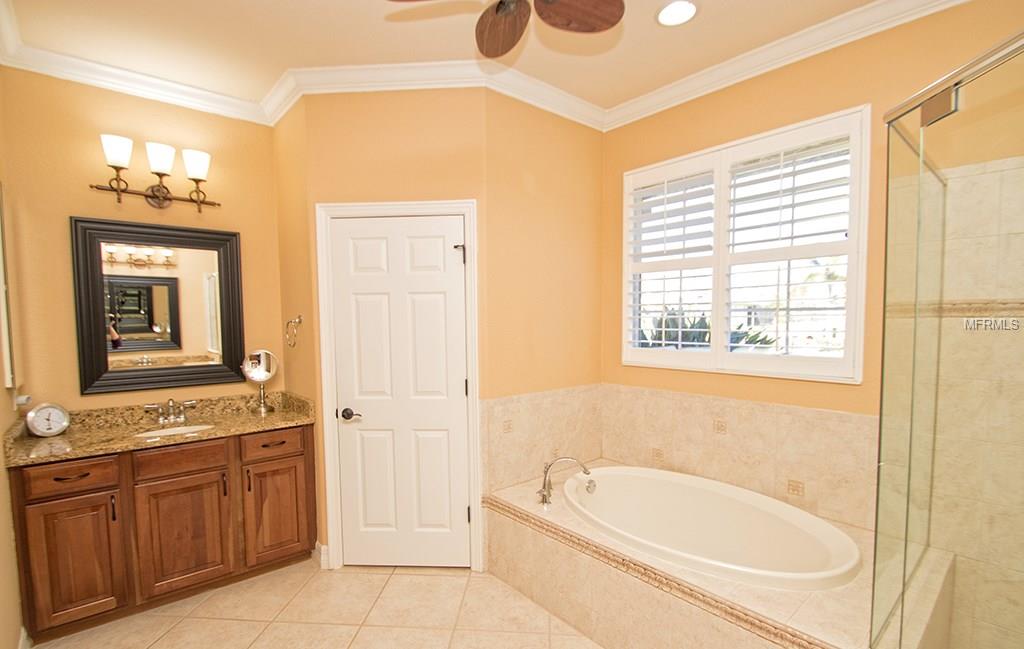 9626 DISCOVERY TERRACE, BRADENTON, Florida 34212, 3 Bedrooms Bedrooms, 7 Rooms Rooms,2 BathroomsBathrooms,Residential,For sale,DISCOVERY,A4206070