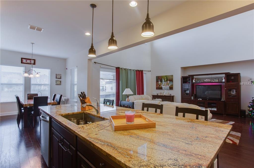 WINTER GARDEN, Florida 34787, 5 Bedrooms Bedrooms, 9 Rooms Rooms,4 BathroomsBathrooms,Residential,For sale,S4855803