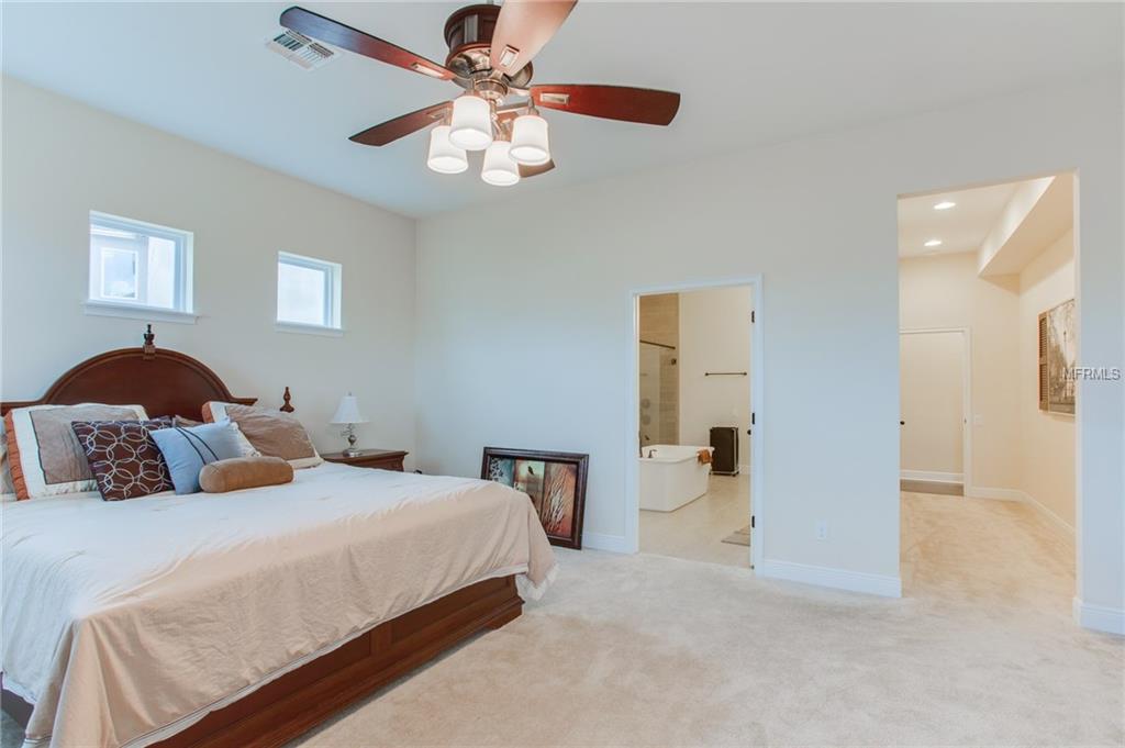 WINTER GARDEN, Florida 34787, 5 Bedrooms Bedrooms, 9 Rooms Rooms,4 BathroomsBathrooms,Residential,For sale,S4855803