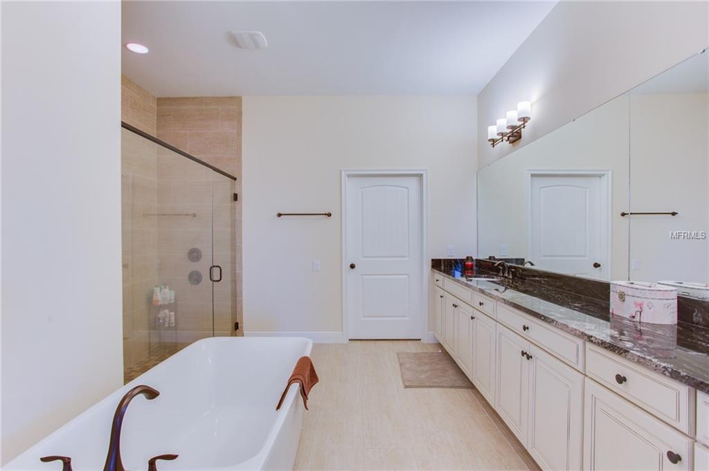 WINTER GARDEN, Florida 34787, 5 Bedrooms Bedrooms, 9 Rooms Rooms,4 BathroomsBathrooms,Residential,For sale,S4855803