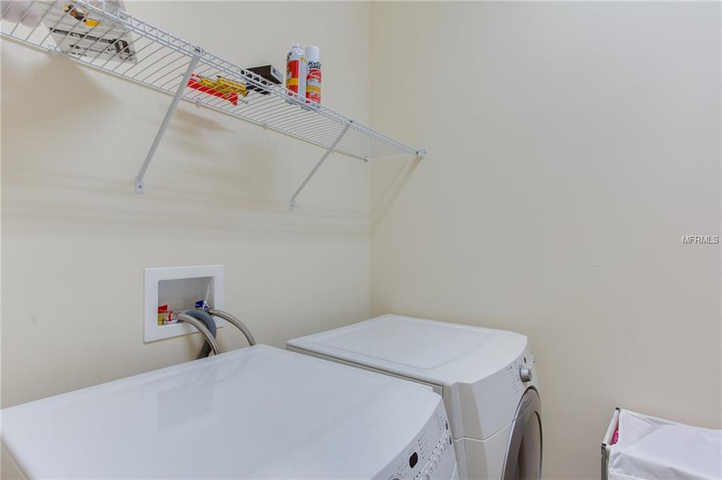 WINTER GARDEN, Florida 34787, 5 Bedrooms Bedrooms, 9 Rooms Rooms,4 BathroomsBathrooms,Residential,For sale,S4855803