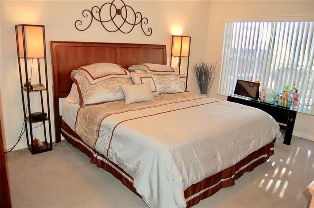 123 RIGGS CIRCLE, DAVENPORT, Florida 33897, 5 Bedrooms Bedrooms, 3 Rooms Rooms,3 BathroomsBathrooms,Residential,For sale,RIGGS,S4856051