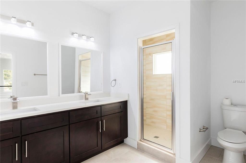 1418 ILLINOIS STREET, ORLANDO, Florida 32803, 3 Bedrooms Bedrooms, 6 Rooms Rooms,2 BathroomsBathrooms,Residential,For sale,ILLINOIS,O5559554