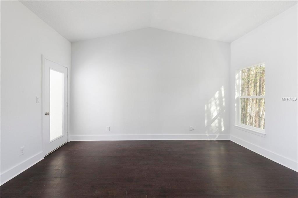 1418 ILLINOIS STREET, ORLANDO, Florida 32803, 3 Bedrooms Bedrooms, 6 Rooms Rooms,2 BathroomsBathrooms,Residential,For sale,ILLINOIS,O5559554