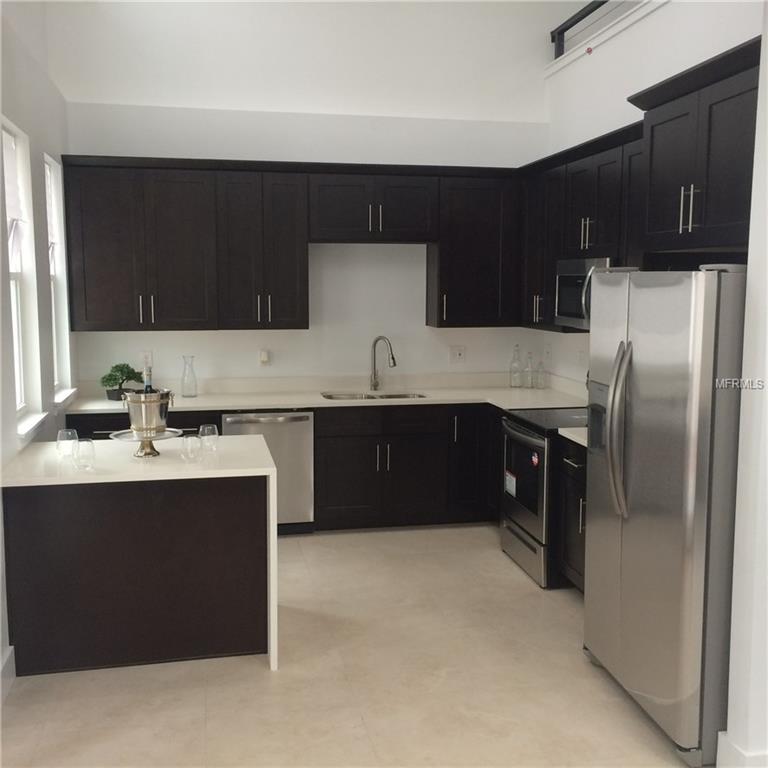 1418 ILLINOIS STREET, ORLANDO, Florida 32803, 3 Bedrooms Bedrooms, 6 Rooms Rooms,2 BathroomsBathrooms,Residential,For sale,ILLINOIS,O5559554