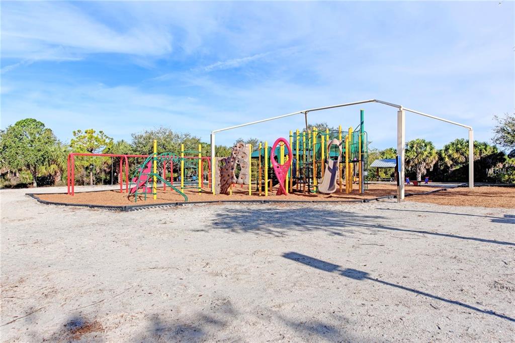 1240 INDUS ROAD, VENICE, Florida 34293, 3 Bedrooms Bedrooms, 6 Rooms Rooms,2 BathroomsBathrooms,Residential,For sale,INDUS,A4208912