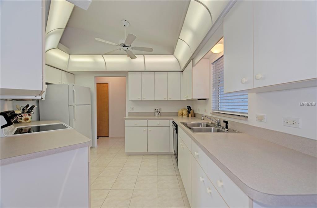 1240 INDUS ROAD, VENICE, Florida 34293, 3 Bedrooms Bedrooms, 6 Rooms Rooms,2 BathroomsBathrooms,Residential,For sale,INDUS,A4208912