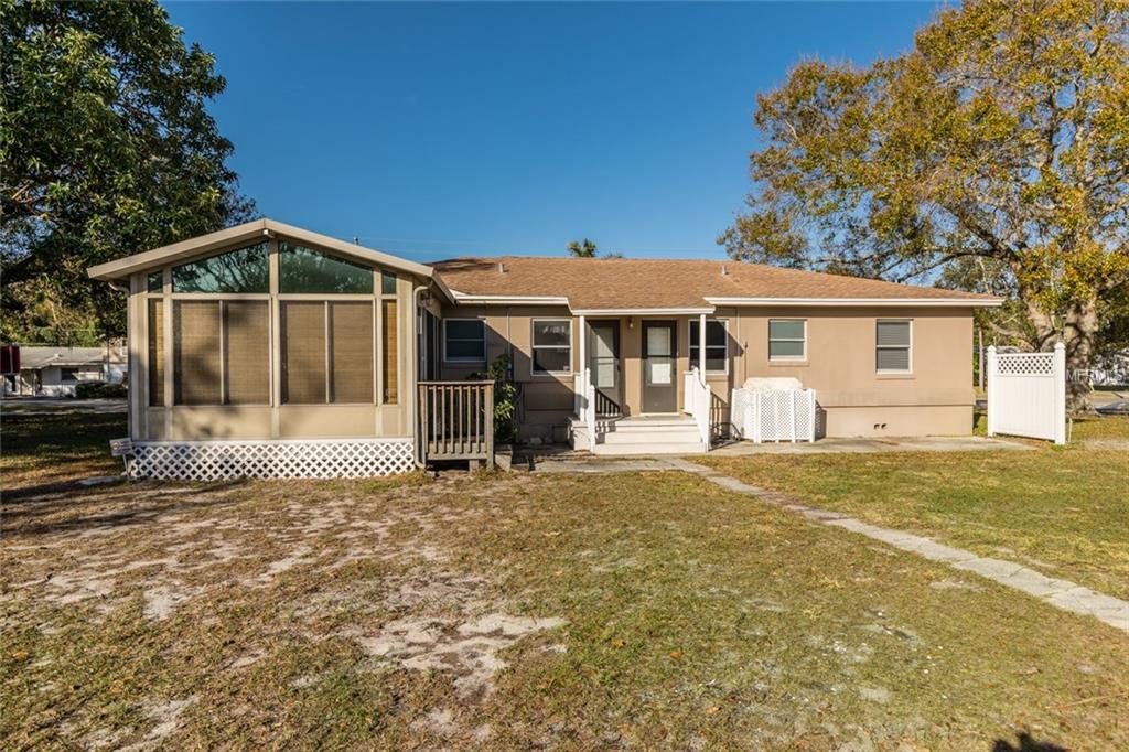 2504 58TH STREET S, GULFPORT, Florida 33707, 4 Bedrooms Bedrooms, 8 Rooms Rooms,2 BathroomsBathrooms,Residential,For sale,58TH,U7846718