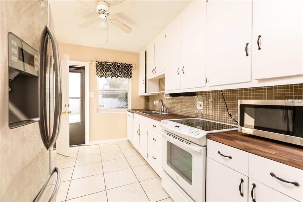 2504 58TH STREET S, GULFPORT, Florida 33707, 4 Bedrooms Bedrooms, 8 Rooms Rooms,2 BathroomsBathrooms,Residential,For sale,58TH,U7846718