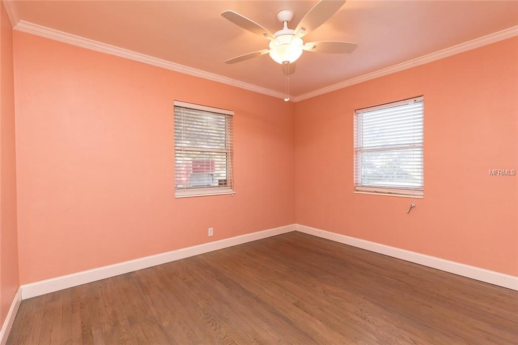 2504 58TH STREET S, GULFPORT, Florida 33707, 4 Bedrooms Bedrooms, 8 Rooms Rooms,2 BathroomsBathrooms,Residential,For sale,58TH,U7846718